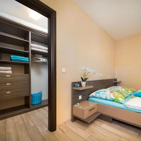 Nick דירה פוסדריה